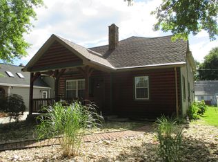 3 Van Ln, Beaver, PA 15009