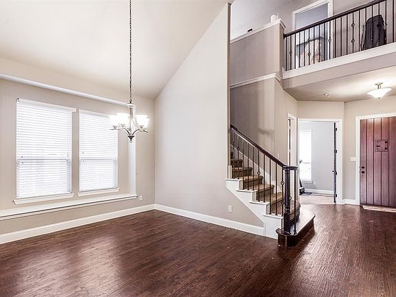 2nd image of 337 Hogue Ln
