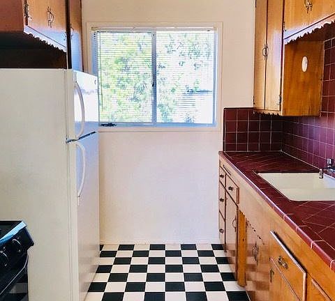 4th image of 3279 Provon Ln APT 10