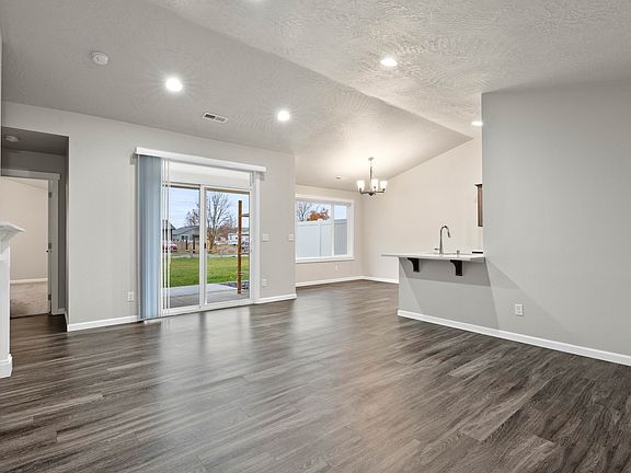 5th image of 16917 E Knox Ln #1