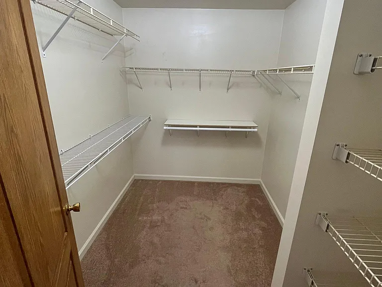560 California St #2C — Photo 9