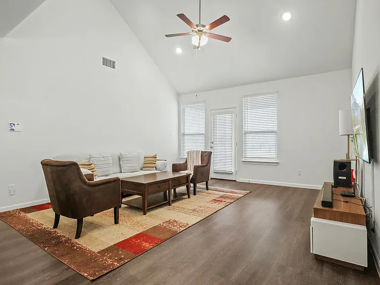 5321 Waterview Ct — Photo 8