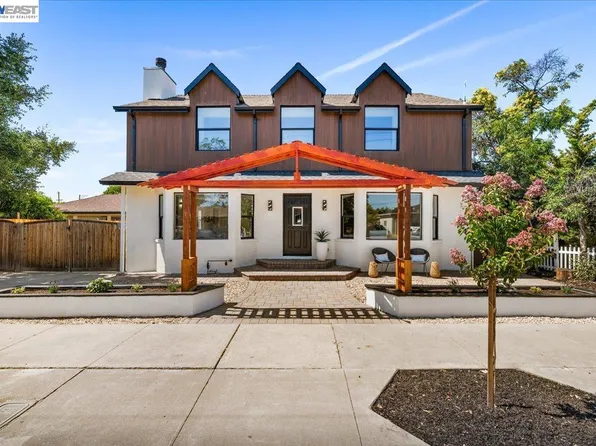 1844 Elm St, Livermore, CA 94551