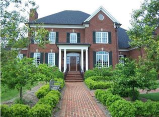 7902 Farm Spring Dr, Prospect, KY 40059