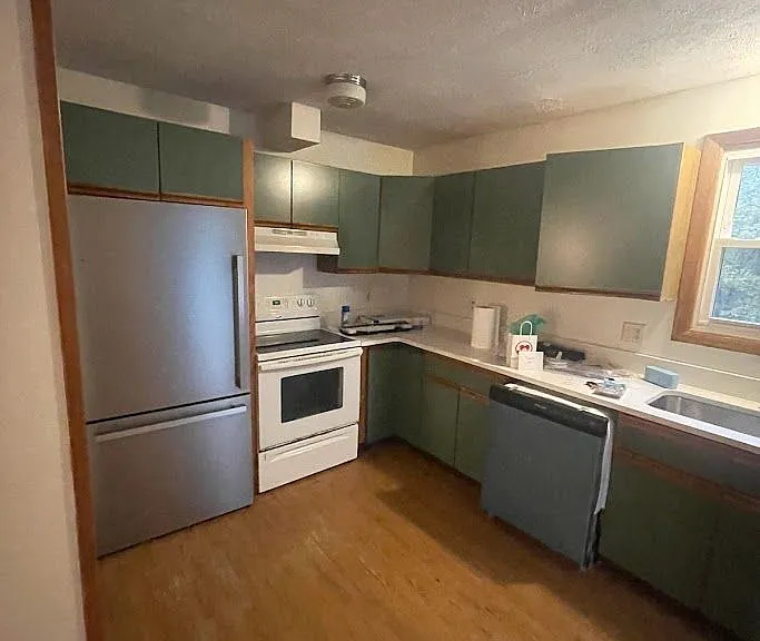 64 Lake George Rd #B — Photo 1