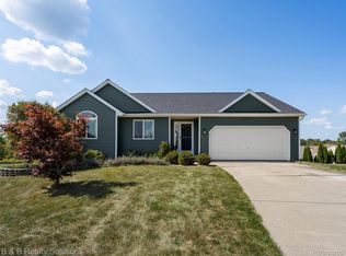 1186 Cimmaron Ct, Davison, MI 48423