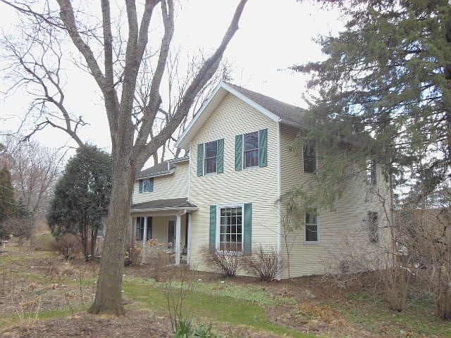 1st image of 4805 Charles St