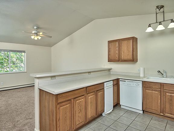 5th image of 493 Coronado Way