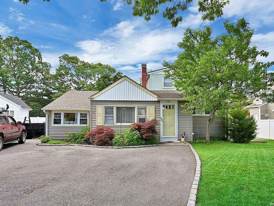 1st image of 35 Gwendolyn Pl