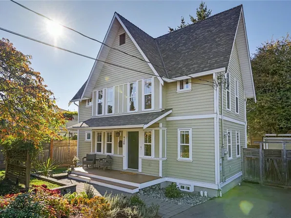 920 Mary St, Victoria, BC V9A 7K4