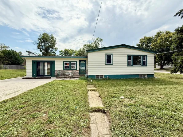 803 Hartford Ave, Des Moines, IA 50315