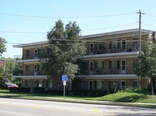 1715 Longview Rd APT 3, Waukegan, IL 60087