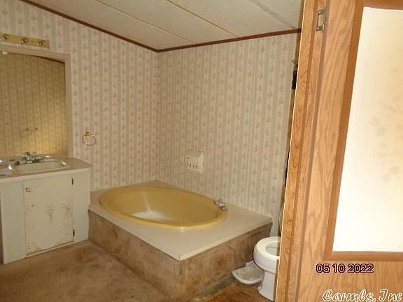 3rd image of 2030 Lorance Dr