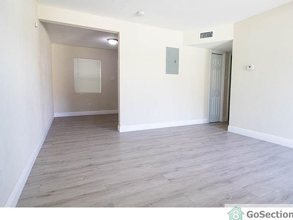 2nd image of 429 NW 9th Ave