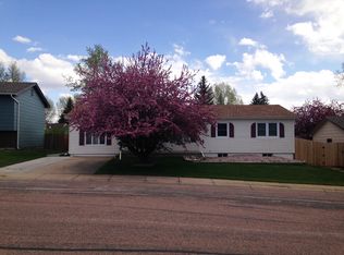 1120 W Hill Rd, Laramie, WY 82072