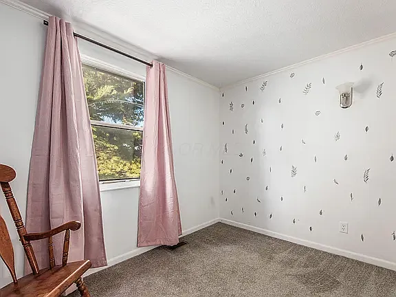 8651 Wilmette Ct — Photo 3