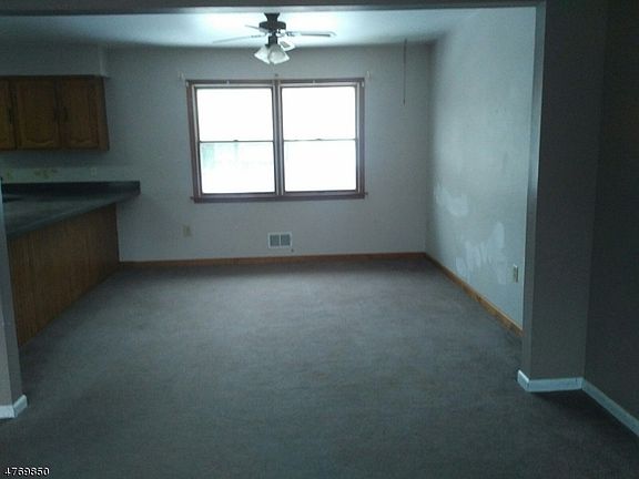 3rd image of 469 County Road 519