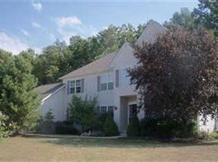4529 Secretariat Ct, Avon, OH