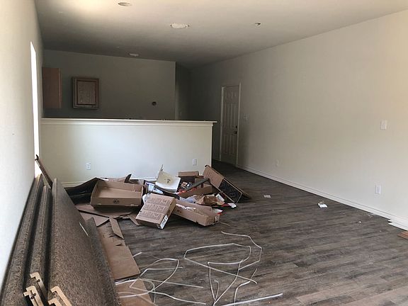 3rd image of 4305 Monterey St