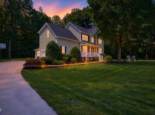 2120 Thoroughbred Dr, Hillsborough, NC 27278