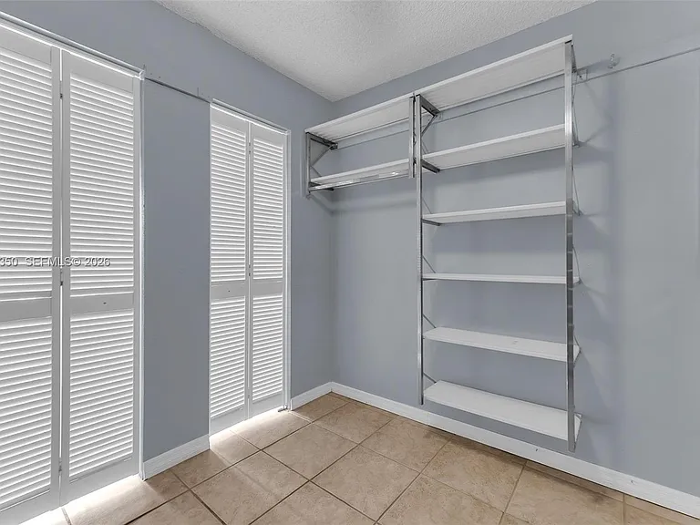 800 Parkview Dr #1007 — Photo 20