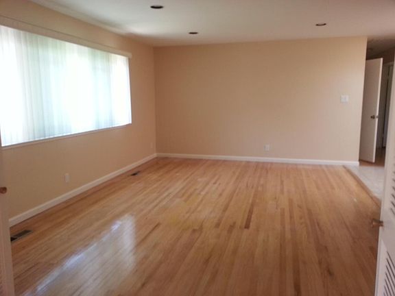 3rd image of 21772 Columbus Ave