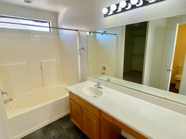 12537 W Redfield Rd — Photo 20