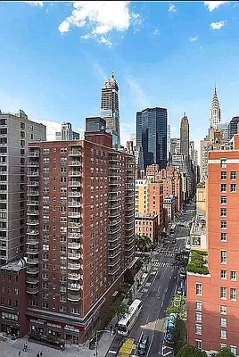 Rented by REAL New York | media 18