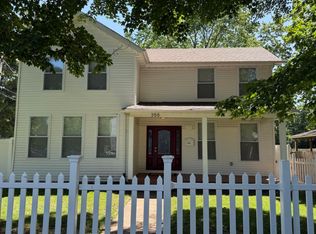 355 College Ave, Valparaiso, IN 46383