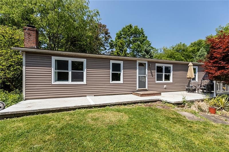 208 Hartzell Rd, Zelienople, PA 16063 Zillow