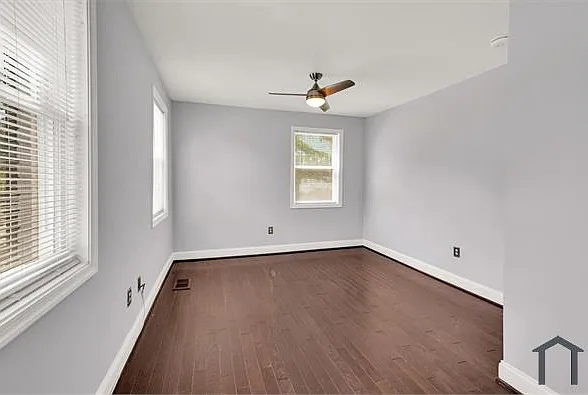 2336 Payne Ter SE — Photo 16