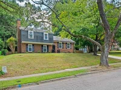 5104 Cedarwood Dr, Raleigh, NC, 27609