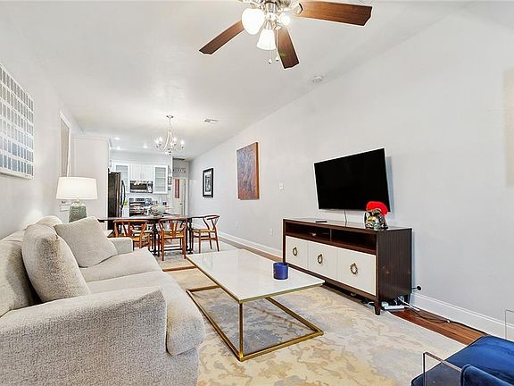 4th image of 4320-22 Freret St
