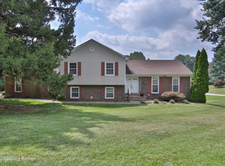 3708 River Bluff Rd, Prospect, KY 40059