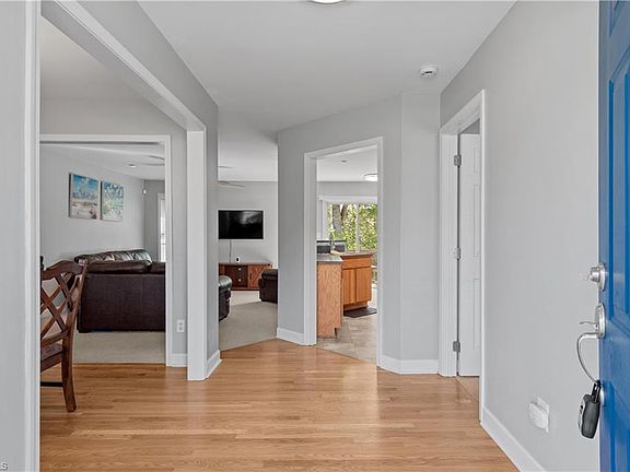 3rd image of 4137 Meredith Woods Ln