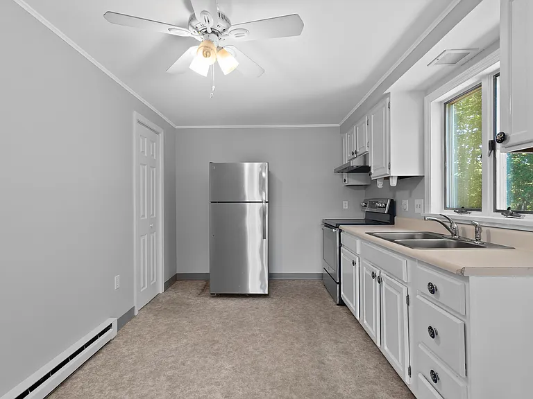 32 Prince Henry Ave #32 — Photo 5