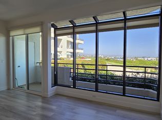 200 Paris Ln APT 107, Newport Beach, CA 92663