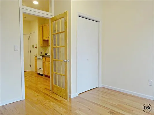 Rented by DSA Realty | media 23