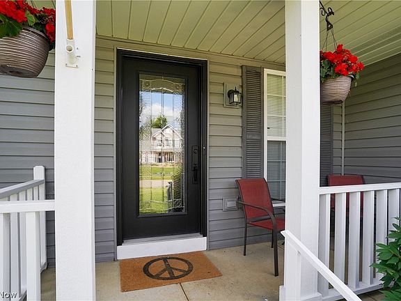 4th image of 4191 Chapman Dr