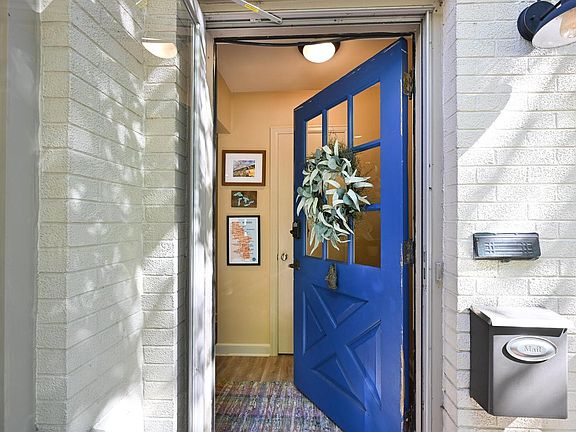 3rd image of 708 E Euclid AVENUE