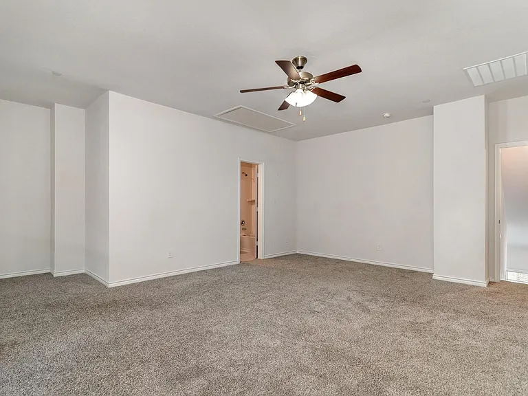 2413 Siskiyou St — Photo 21