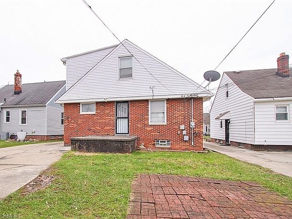 4th image of 16309 Cloverside Ave