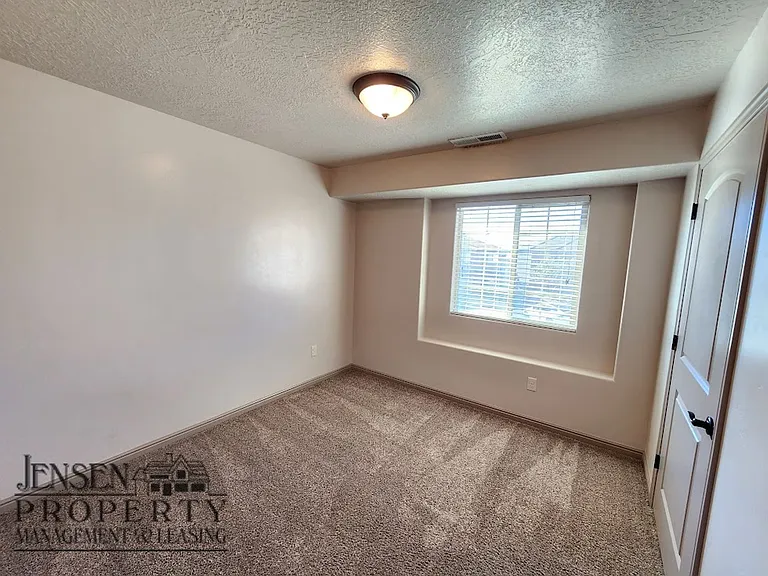 370 W Buena Vista Blvd #61 — Photo 15