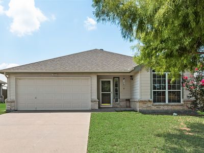 202 Oxford Loop, Princeton, TX, 75407