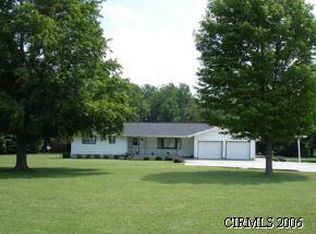 10929 S Marion Rd, La Fontaine, IN 46940
