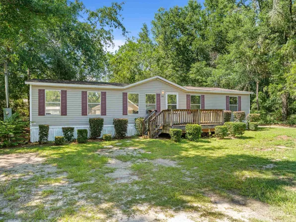 34 8th Ave, Crawfordville, FL 32327