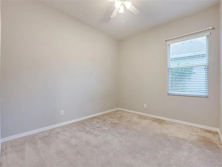 1175 Chessington Cir — Photo 17