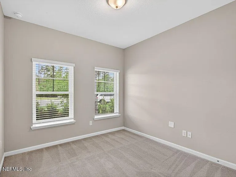 21 Yardley Court St — Photo 8