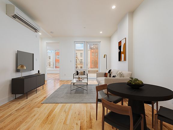 3rd image of 33 Franklin St #329
