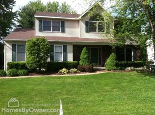22 Princess Taylor Ln, Albany, NY 12203